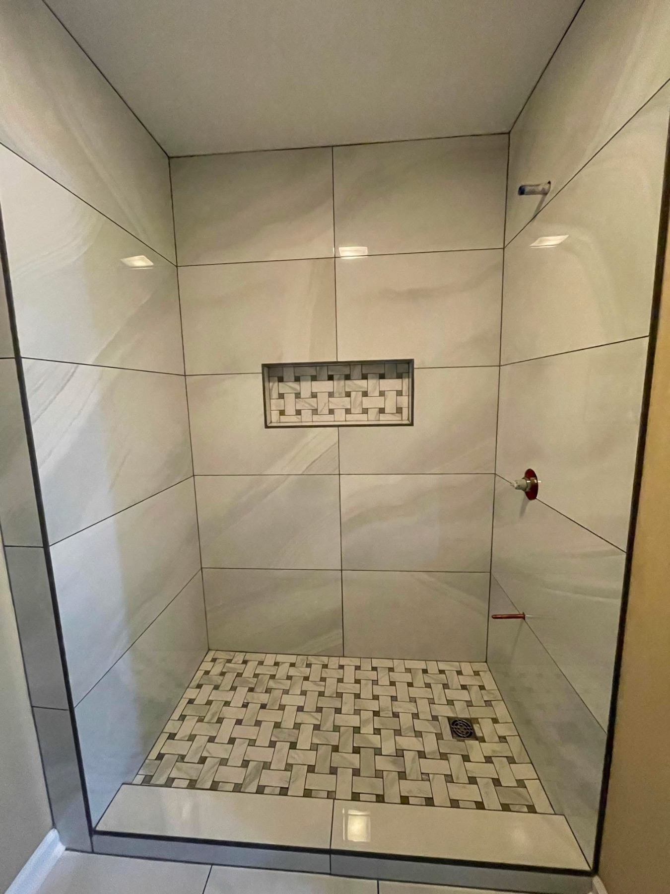 Festés és mázolás referenciamunka